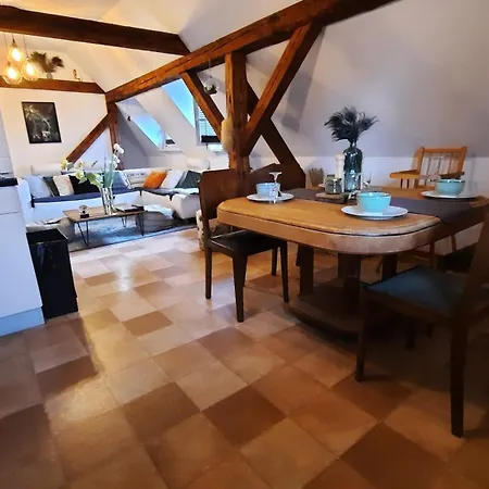 Proche Strasbourg A *