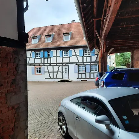 Proche Strasbourg A *